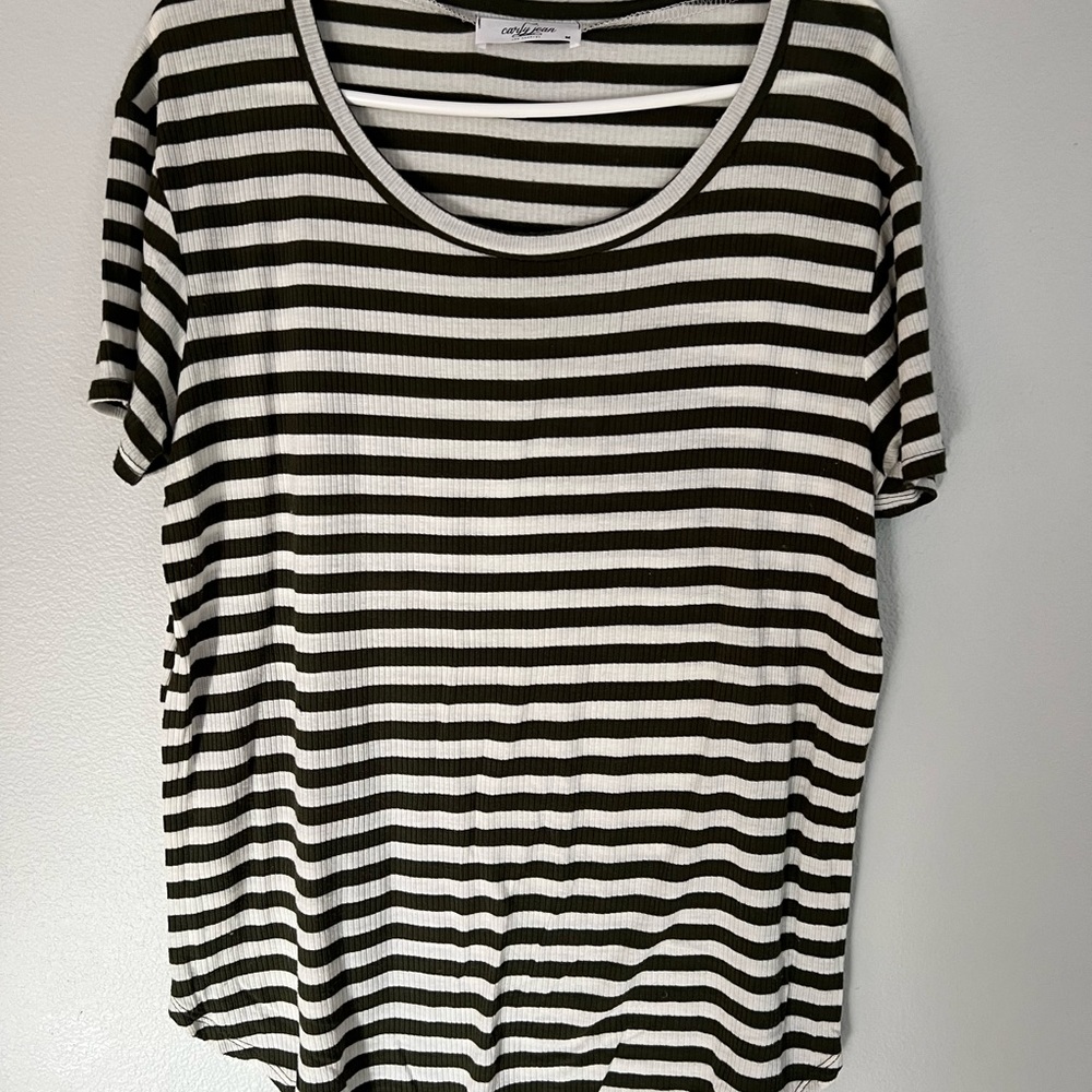 Carly Jean Los Angeles Basic